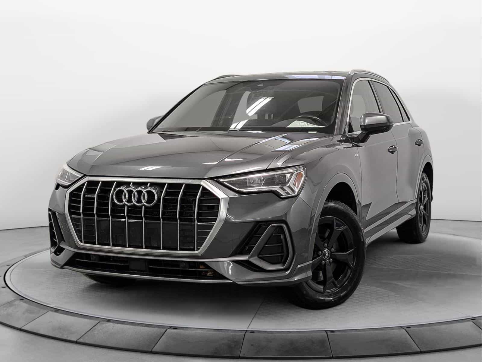 2019 Audi Q3 - Image 1