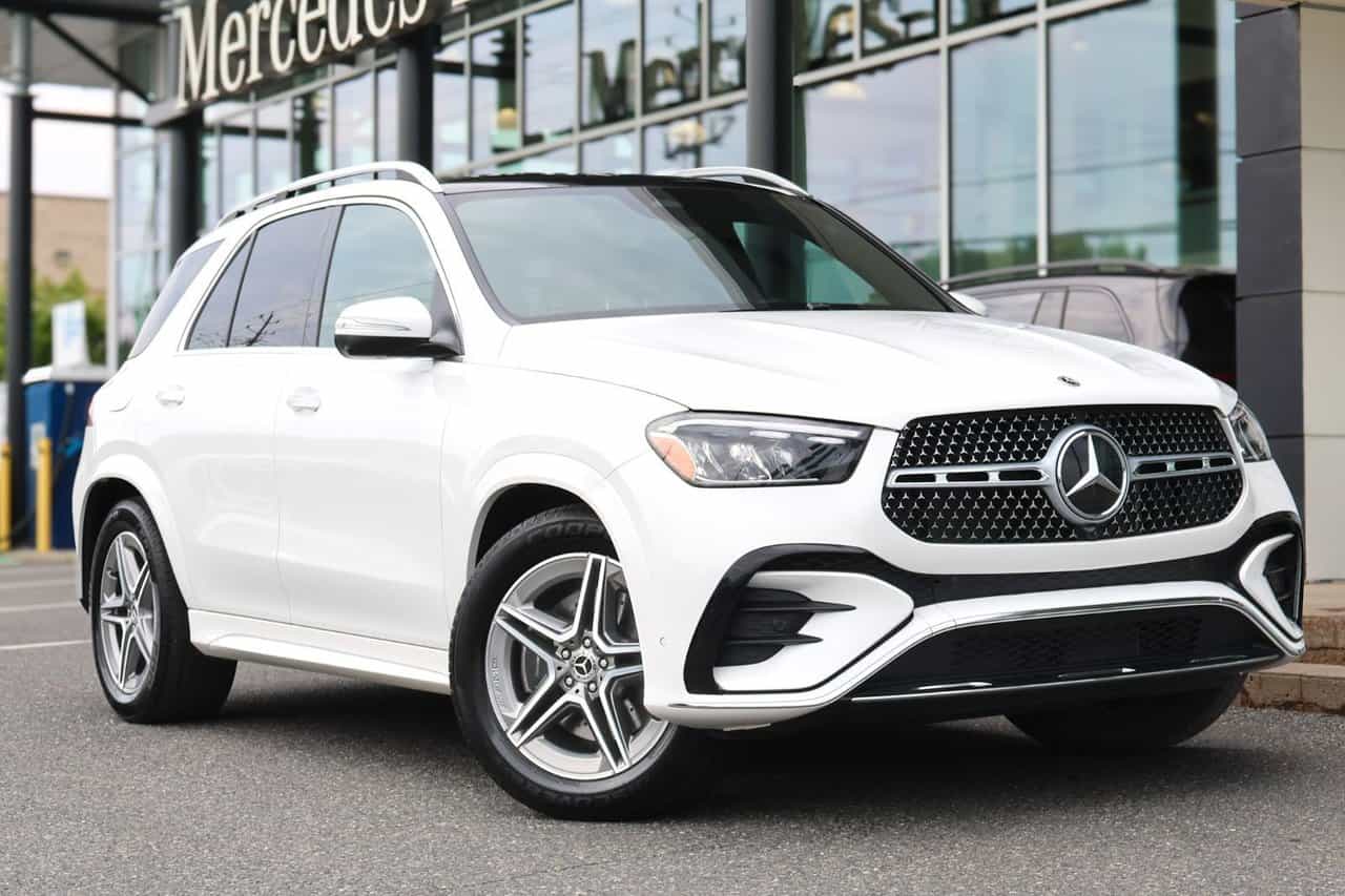 2025 Mercedes-Benz GLE-Class GLE450 - Image 1