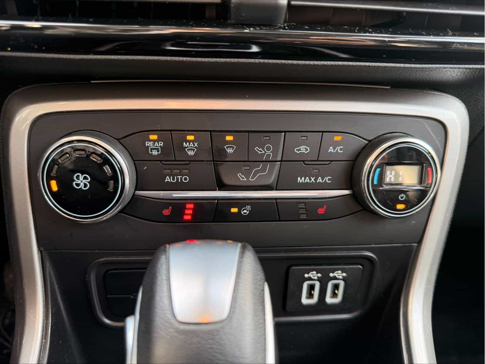 2020 Ford EcoSport Titanium - Image 15