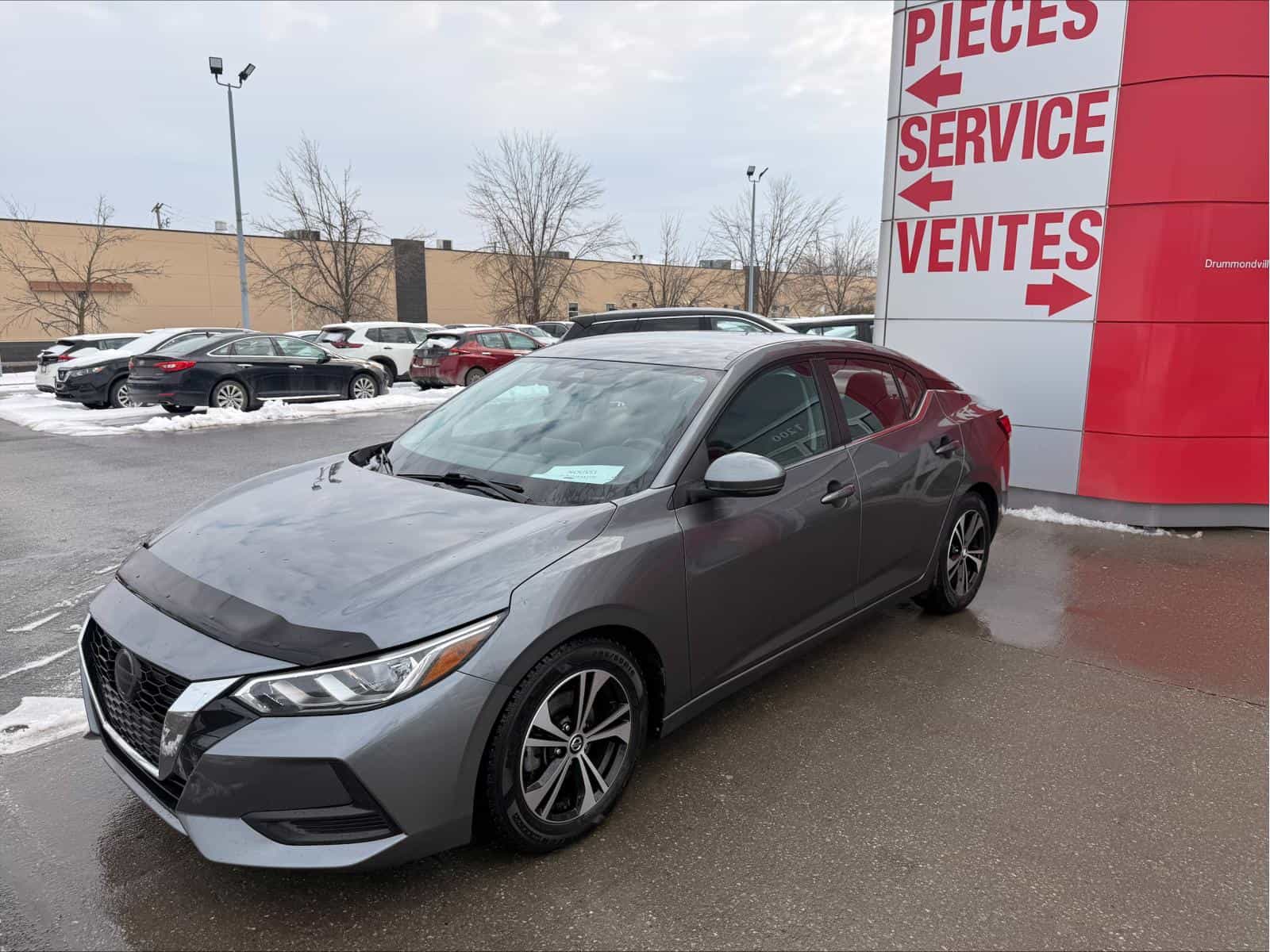 2020 Nissan Sentra SV - Image 4