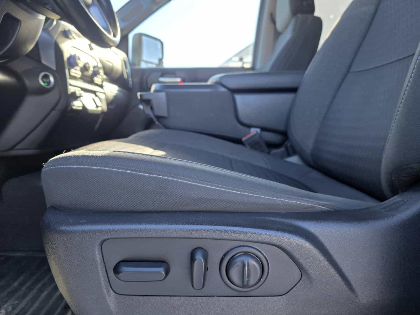 2021 GMC Sierra 1500 Elevation - Image 21