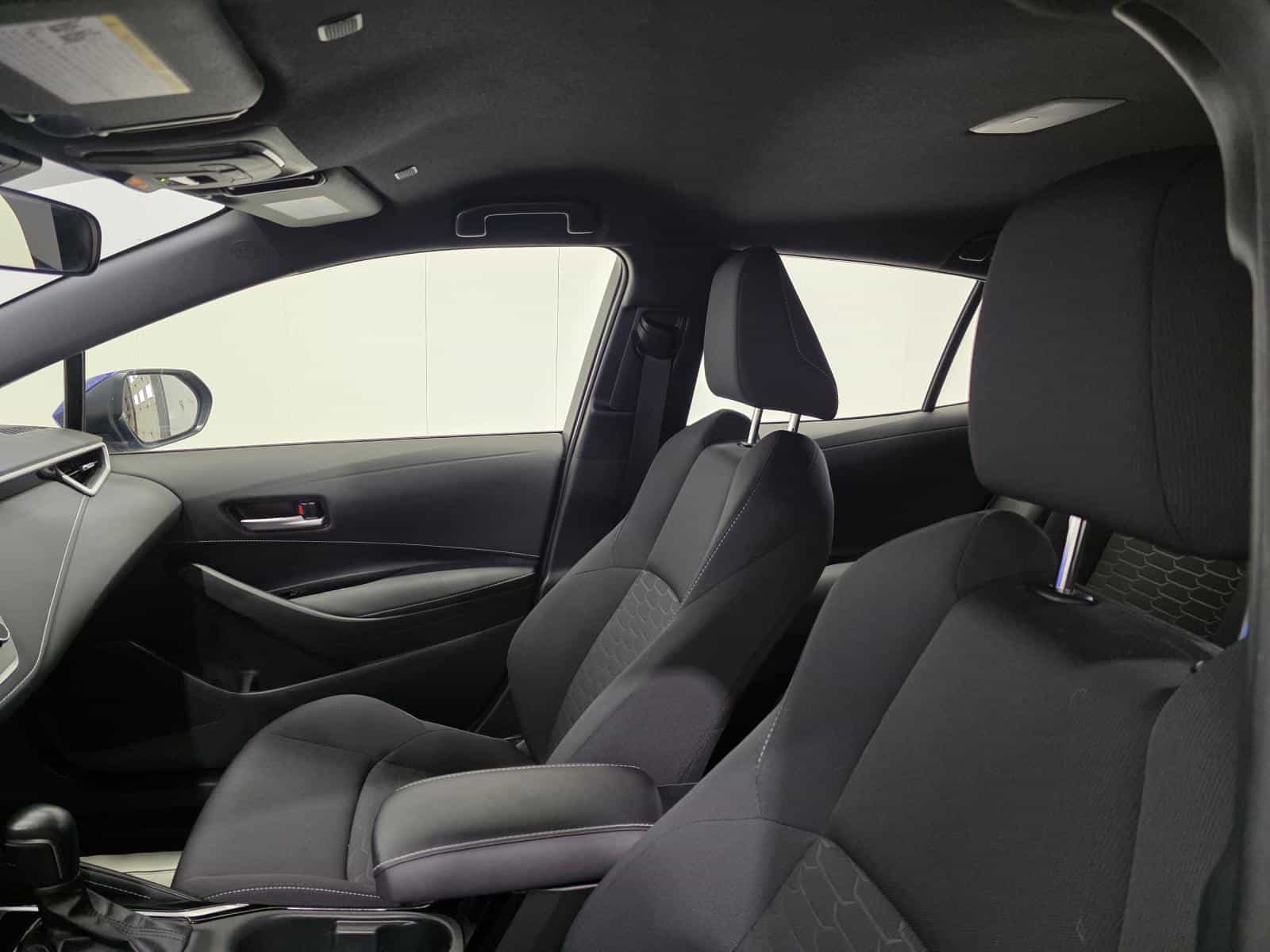 2023 Toyota Corolla SE - Image 21