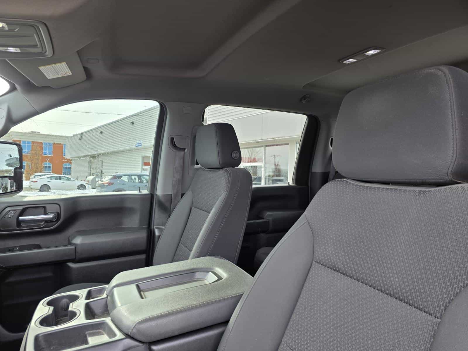 2022 Chevrolet Silverado 2500 Custom - Image 19