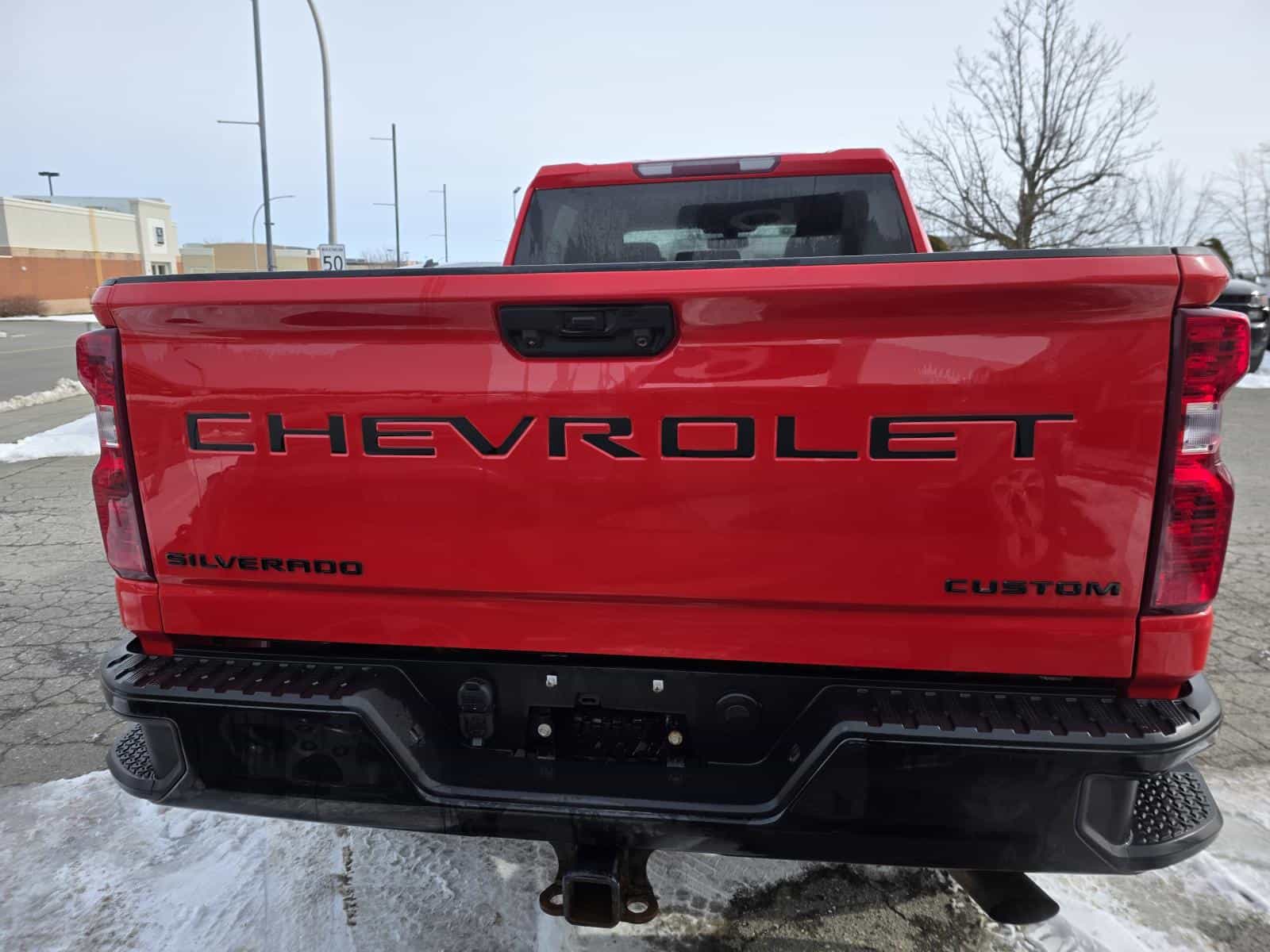 2022 Chevrolet Silverado 2500 Custom - Image 9
