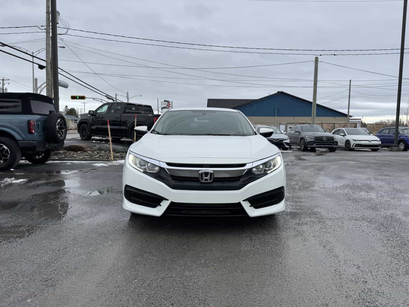2018 Honda Civic LX - Image 11