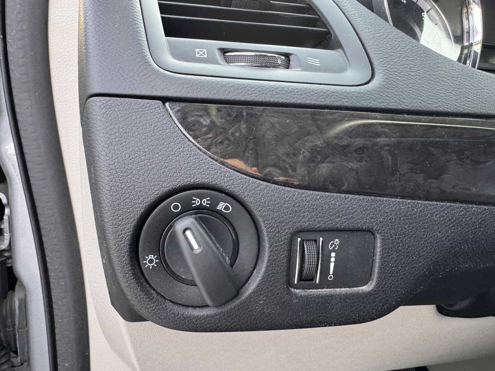 2019 Dodge Grand Caravan SXT - Image 13