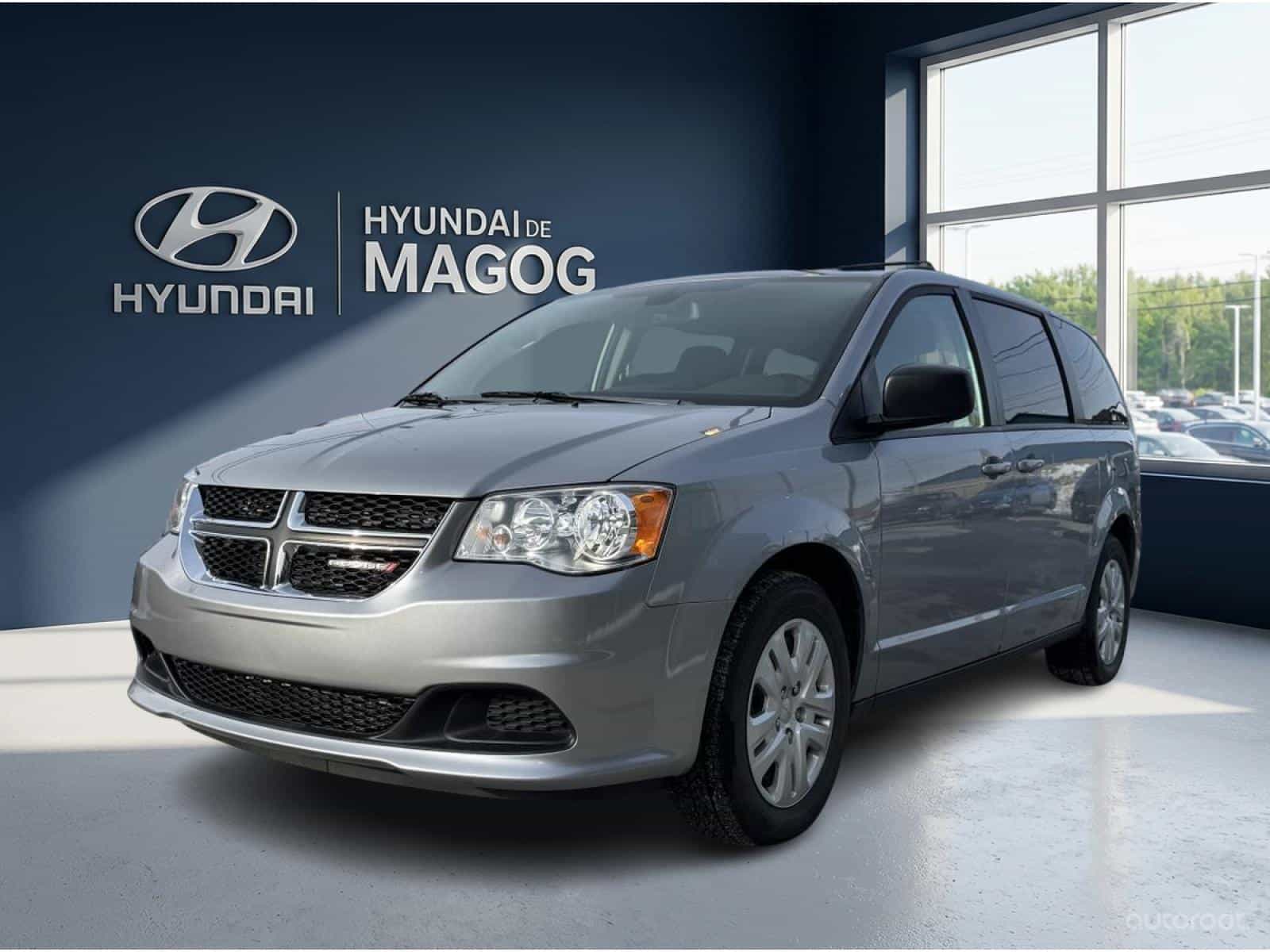 2019 Dodge Grand Caravan SXT - Image 1