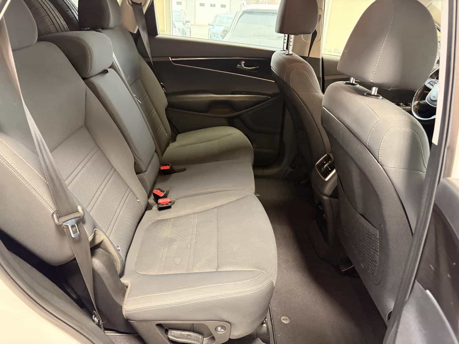 2020 Kia Sorento LX+V6 - Image 9