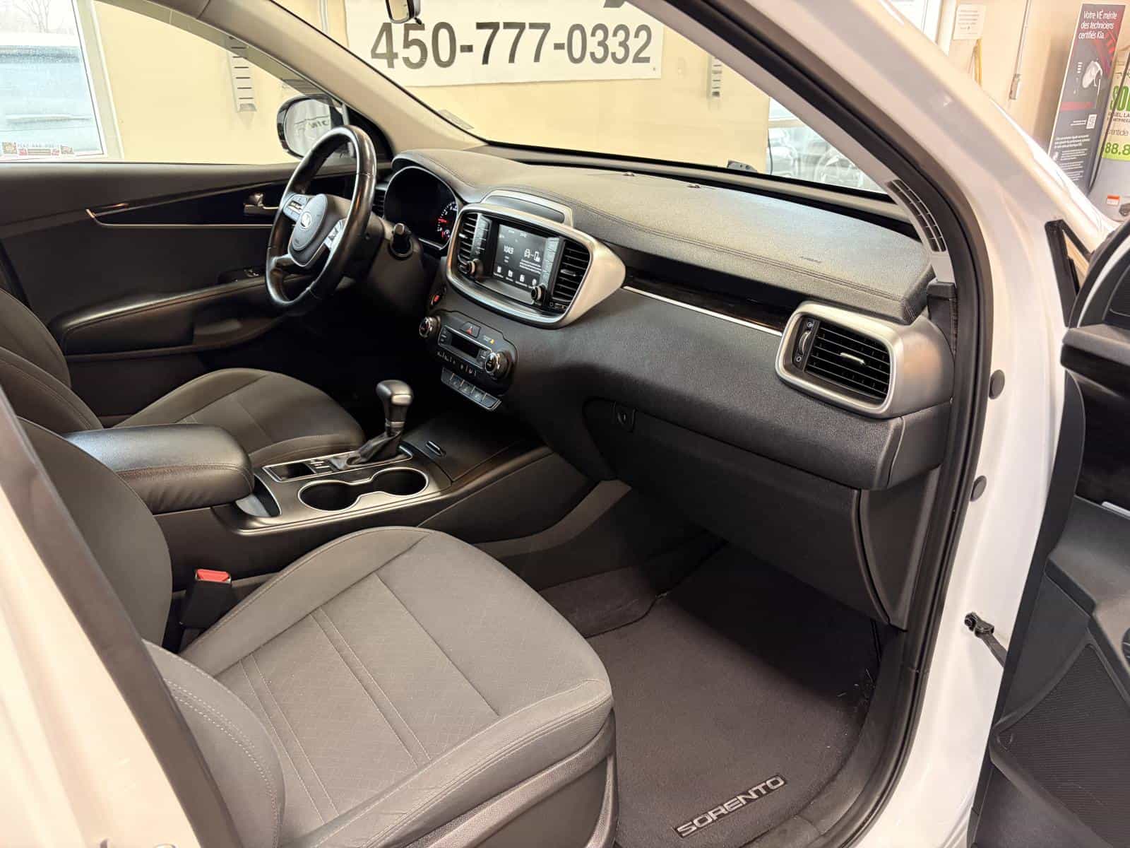 2020 Kia Sorento LX+V6 - Image 8