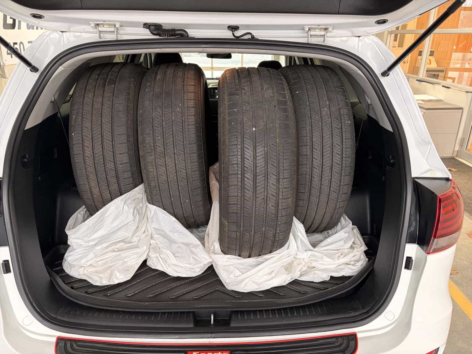 2020 Kia Sorento LX+V6 - Image 10