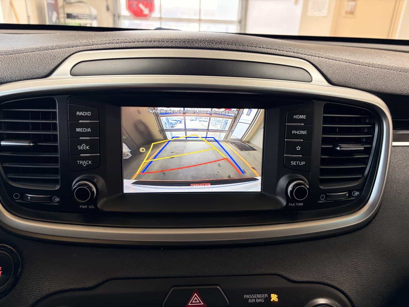 2020 Kia Sorento LX+V6 - Image 12