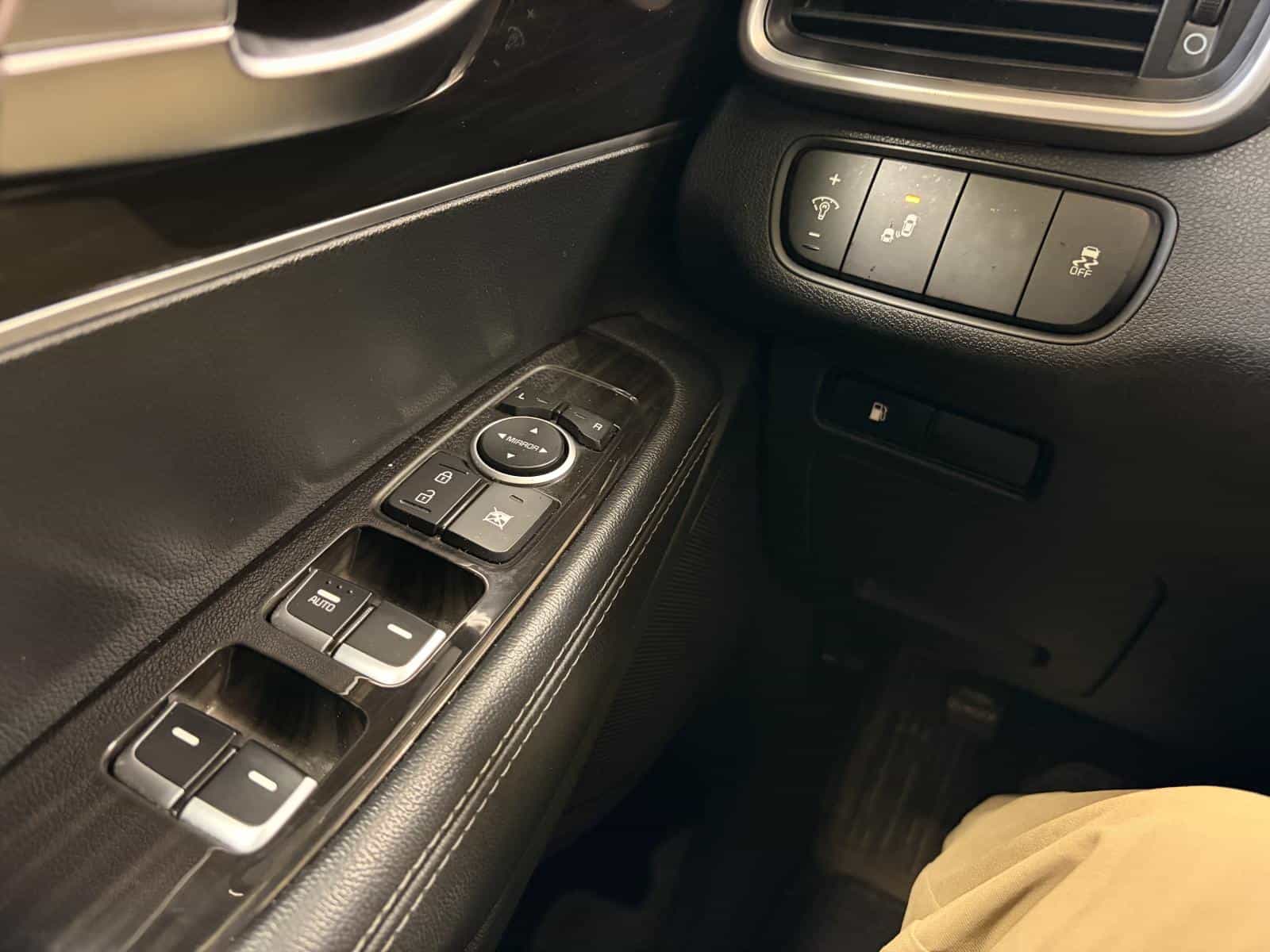 2020 Kia Sorento LX+V6 - Image 16