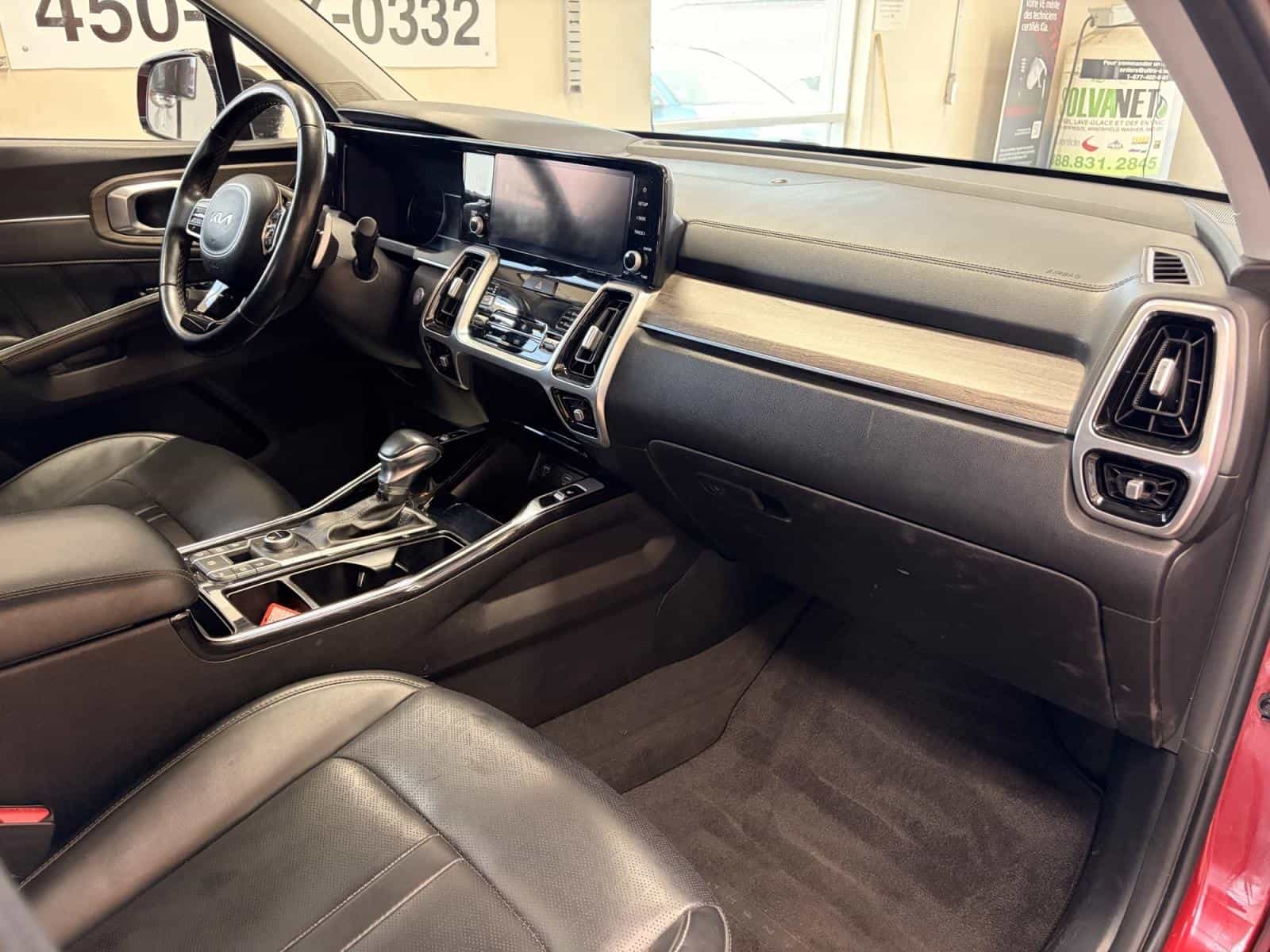 2022 Kia Sorento EX+ - Image 8