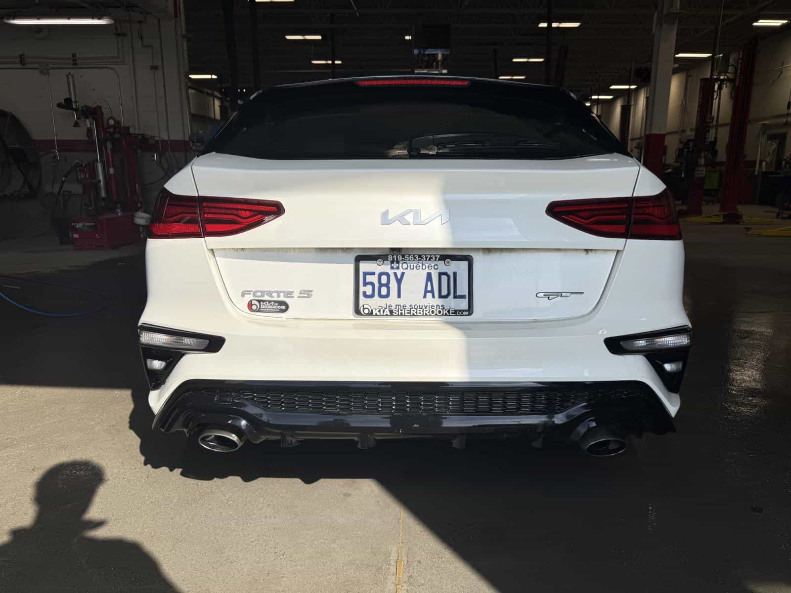 2023 Kia Forte5 GT - Image 5