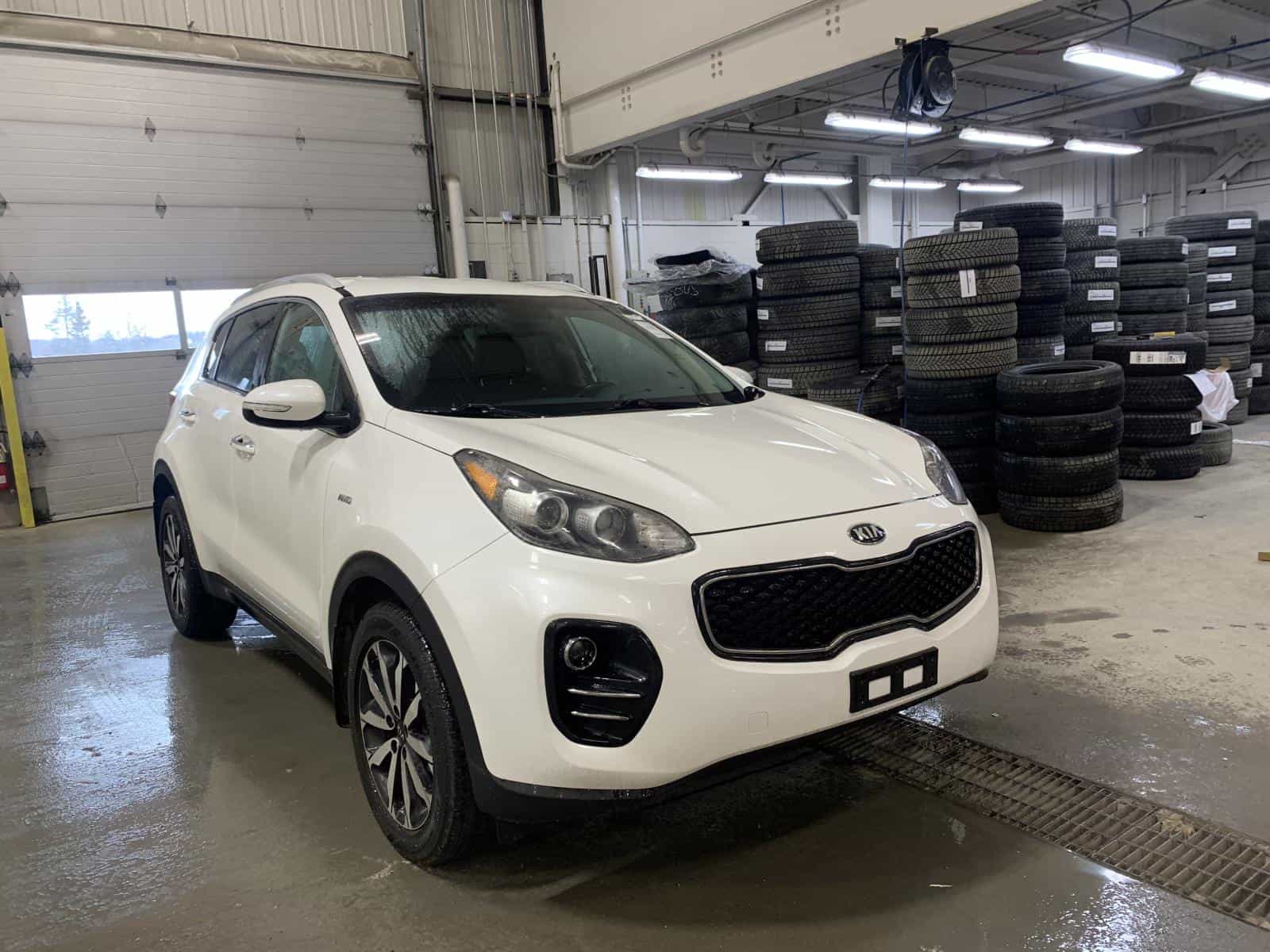 2018 Kia Sportage EX - Image 3