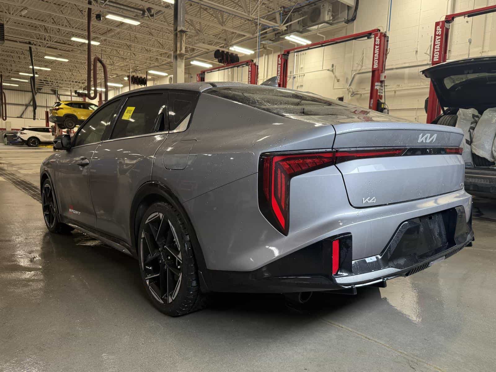 2025 Kia K4 GT-Line Turbo - Image 6