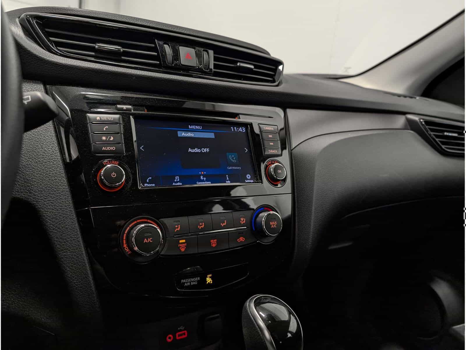 2023 Nissan Qashqai S - Image 9