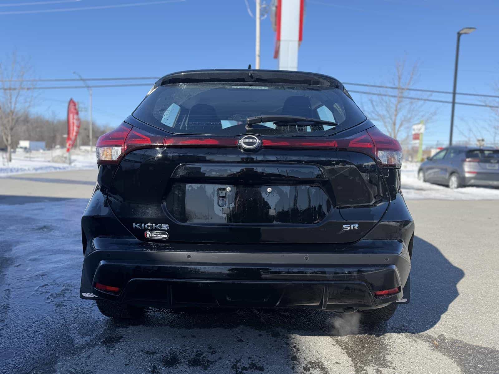 2024 Nissan Kicks SR - Image 7