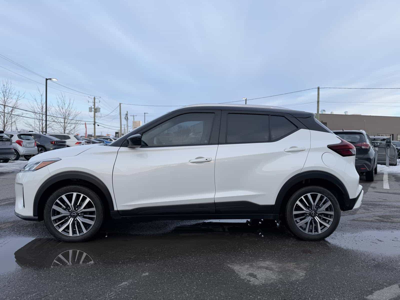 2024 Nissan Kicks SV - Image 9