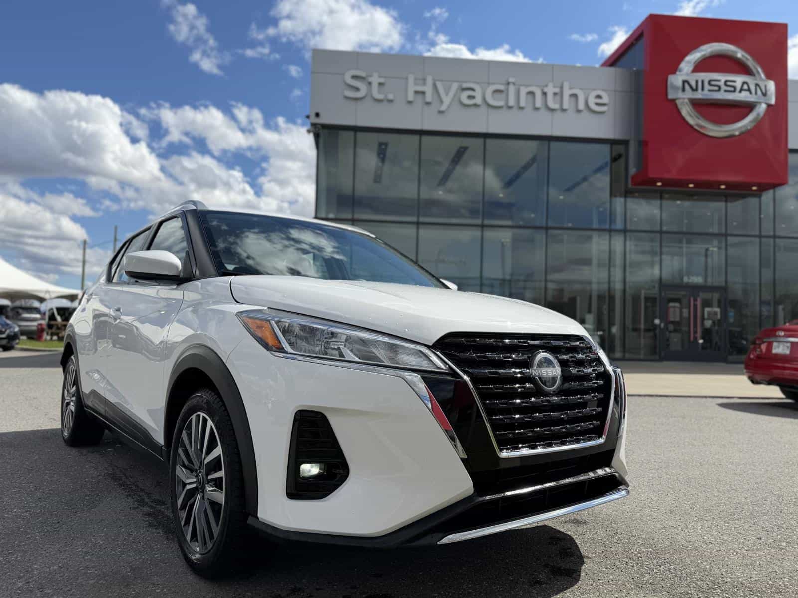 2024 Nissan Kicks SV - Image 1