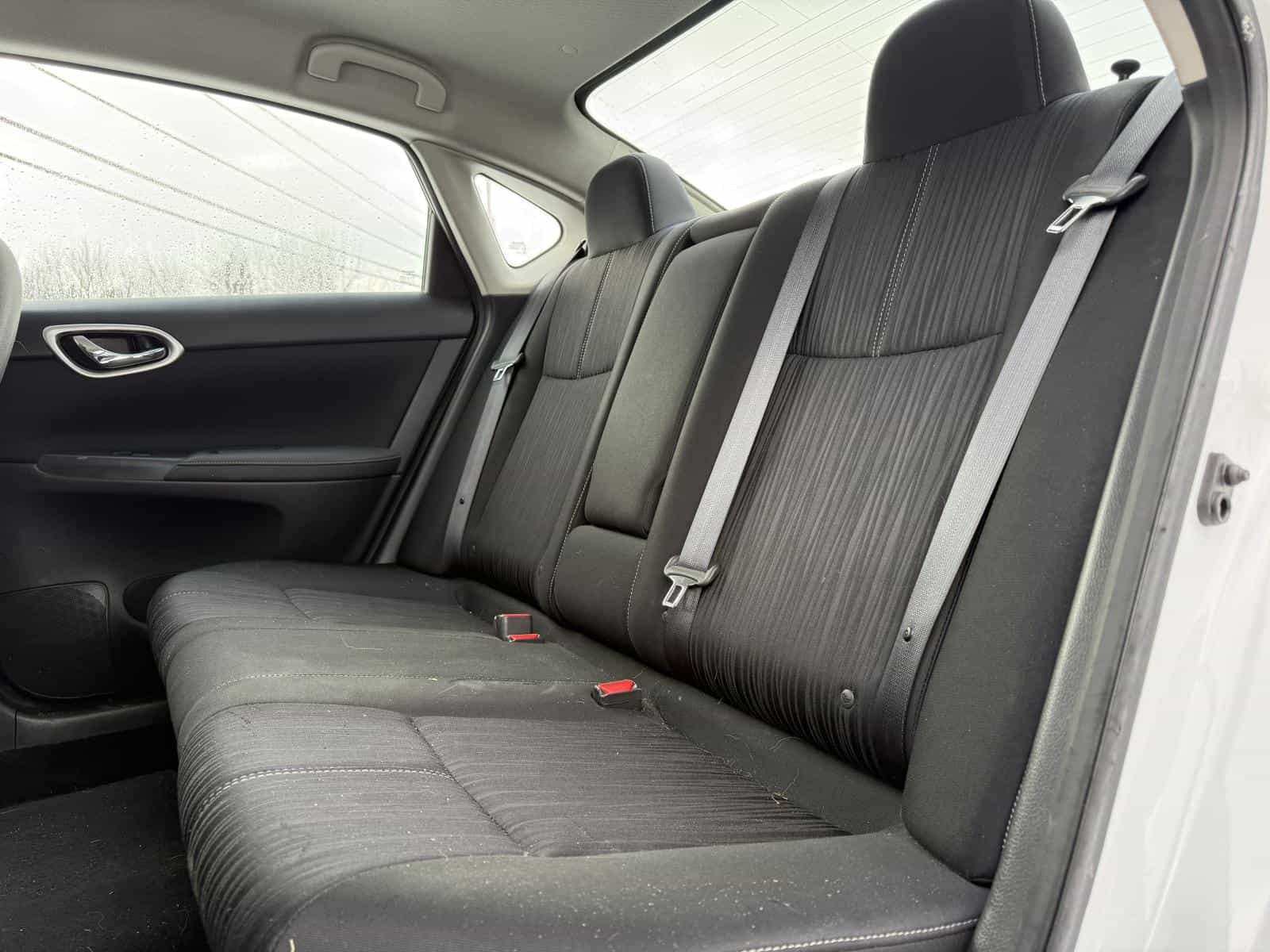 2017 Nissan Sentra SV - Image 12