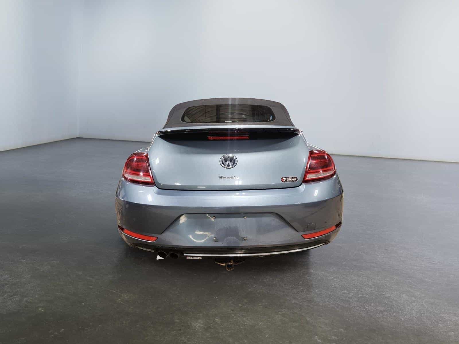 2019 Volkswagen Beetle Wolfsburg Ed - Image 11