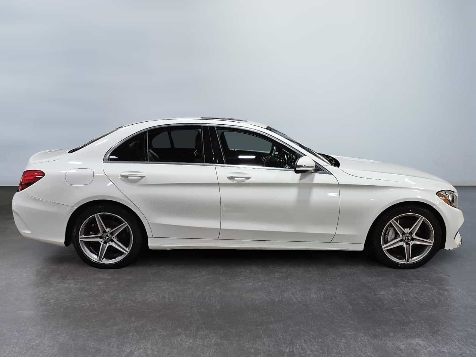 2018 Mercedes-Benz C-Class C300 - Image 7