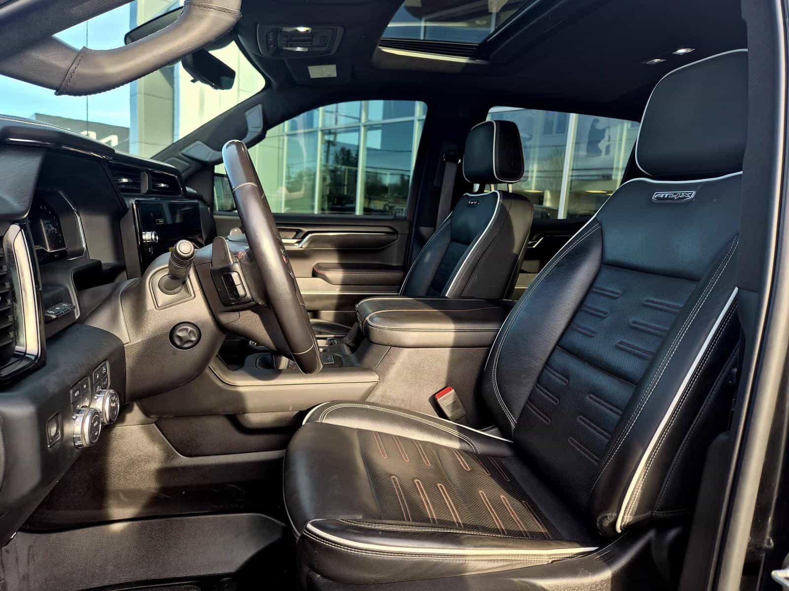 2024 GMC Sierra 1500 AT4X - Image 12