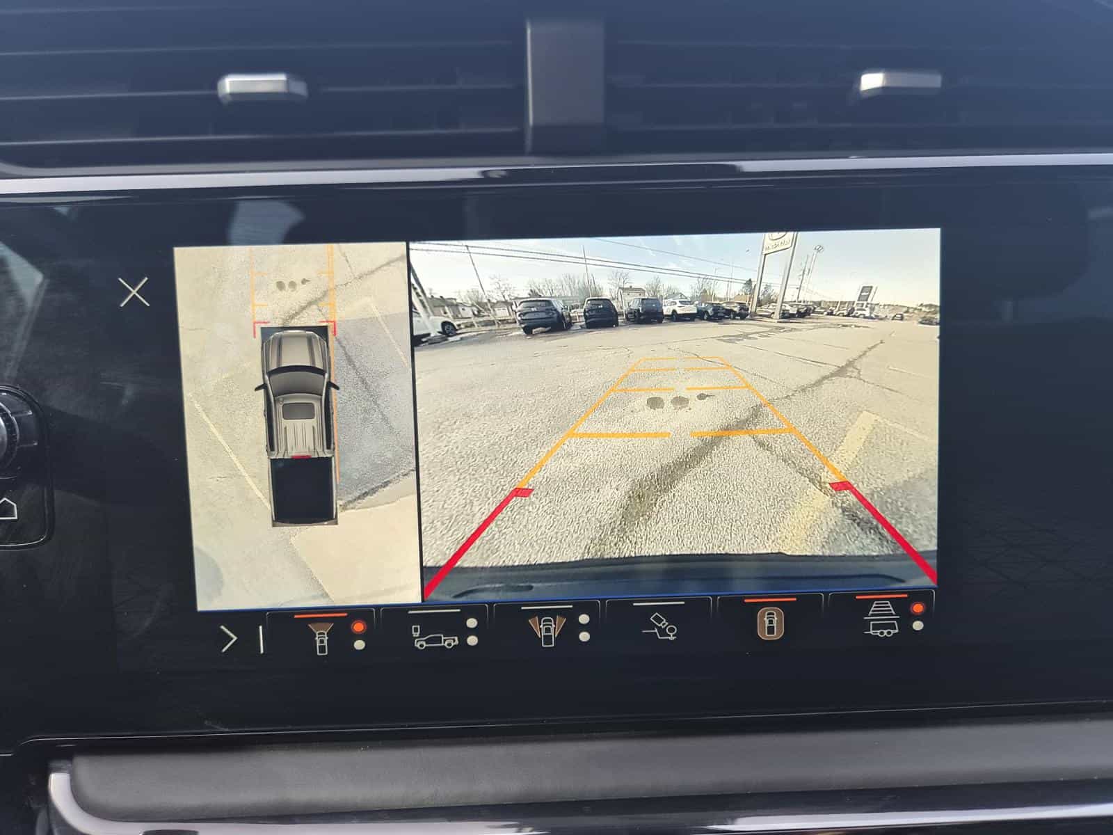 2024 GMC Sierra 1500 AT4X - Image 23