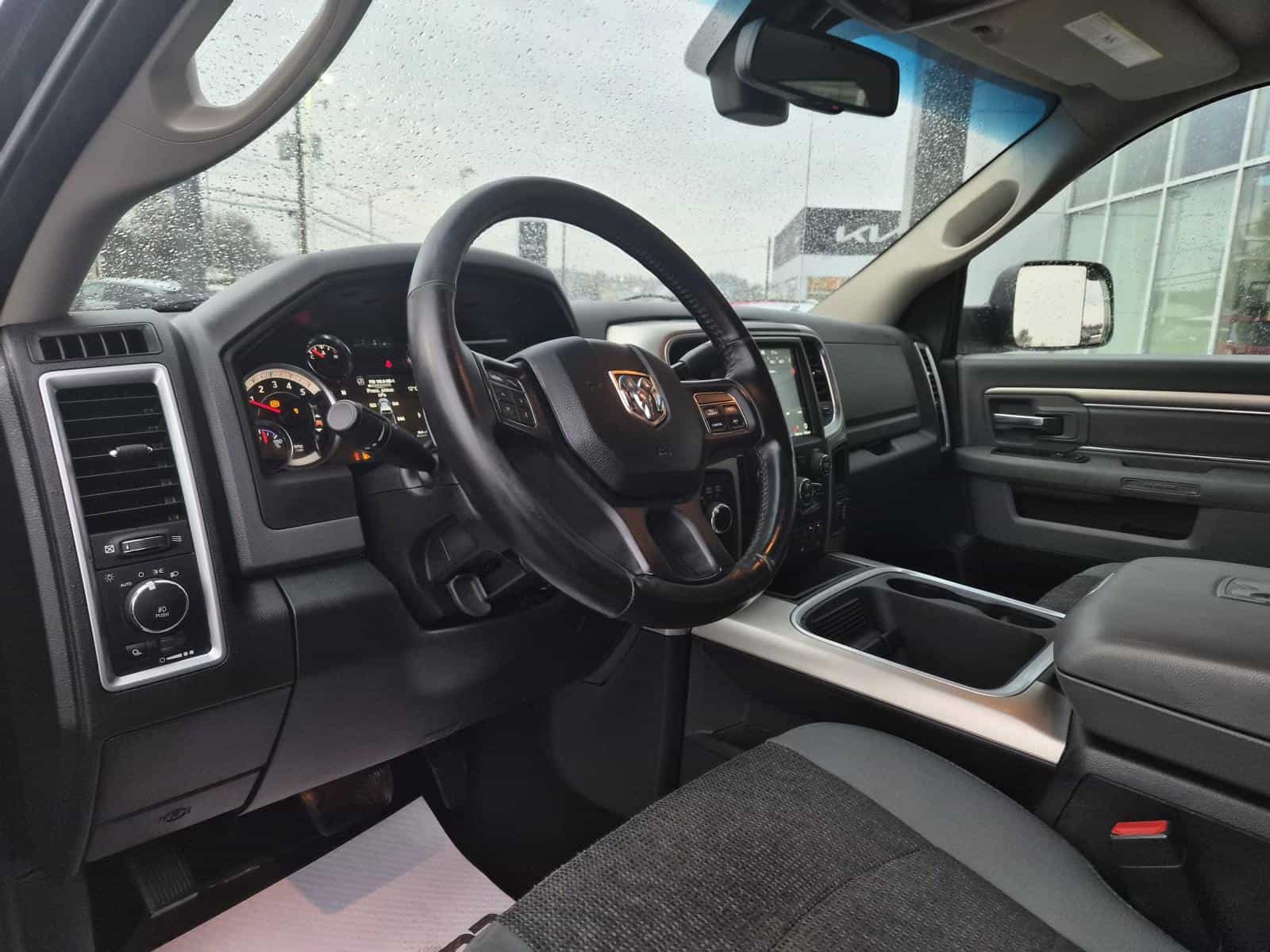 2018 RAM 2500 SLT - Image 11