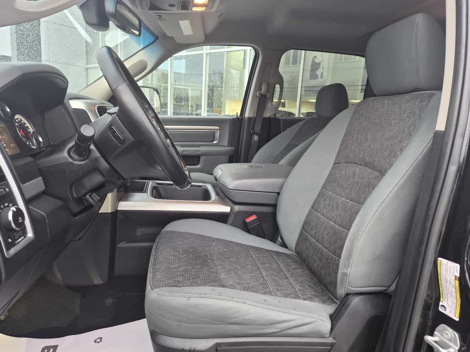 2018 RAM 2500 SLT - Image 13