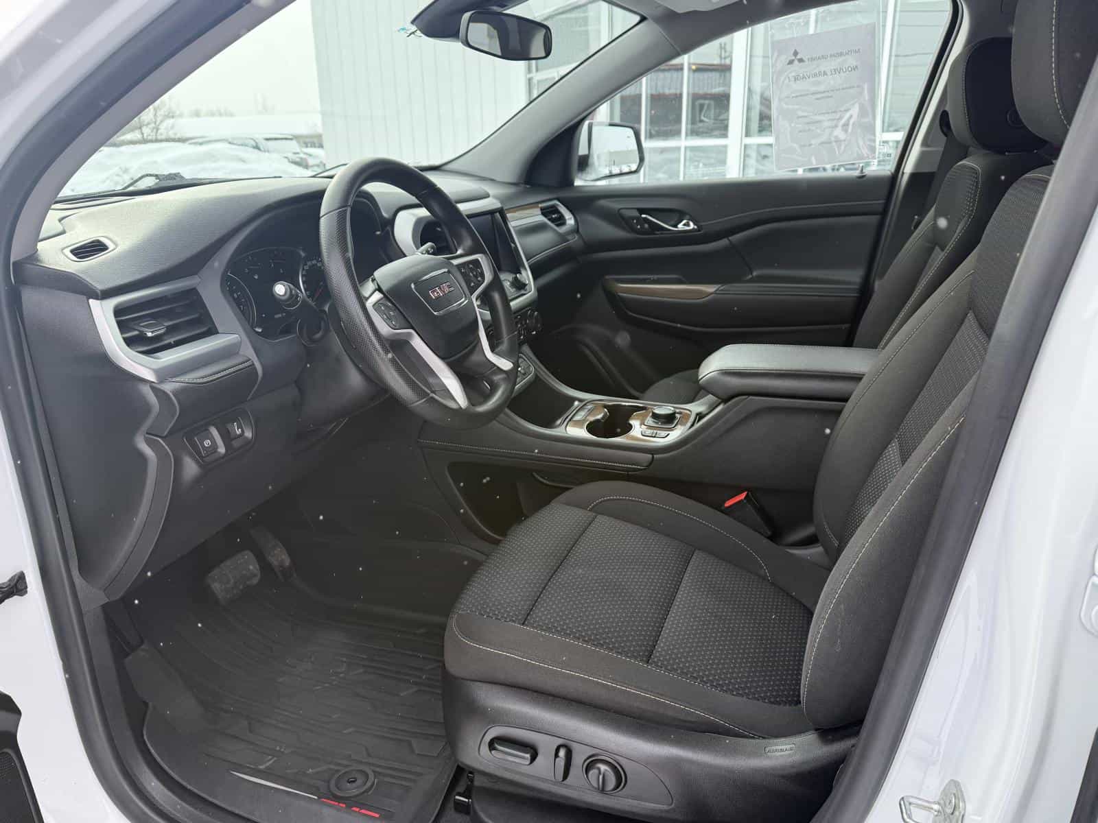 2021 GMC Acadia SLE - Image 23