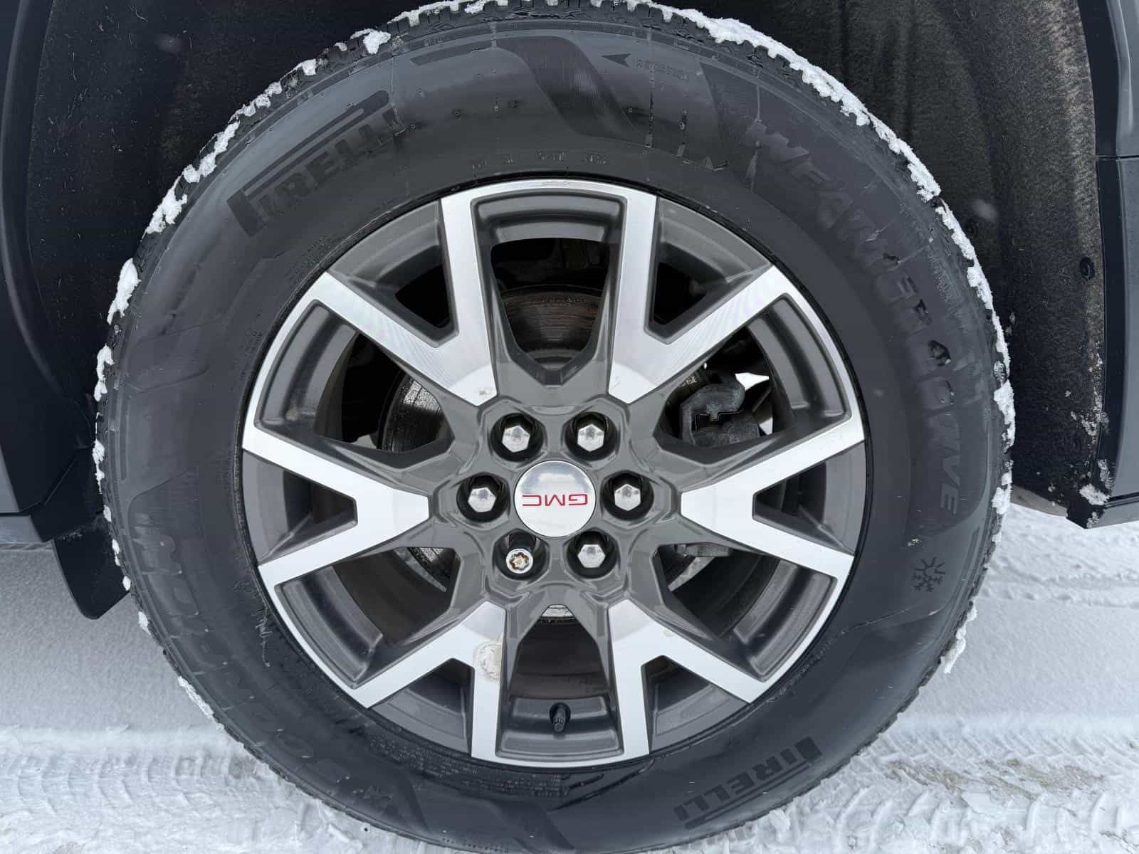 2021 GMC Acadia SLE - Image 20