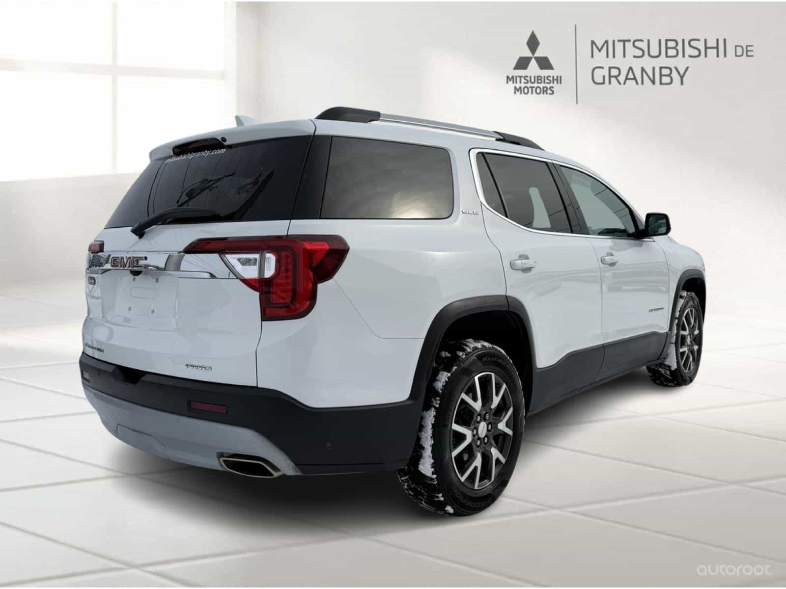 2021 GMC Acadia SLE - Image 8