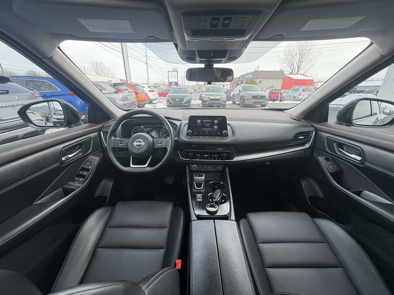 2023 Nissan Rogue SV Midnight - Image 9