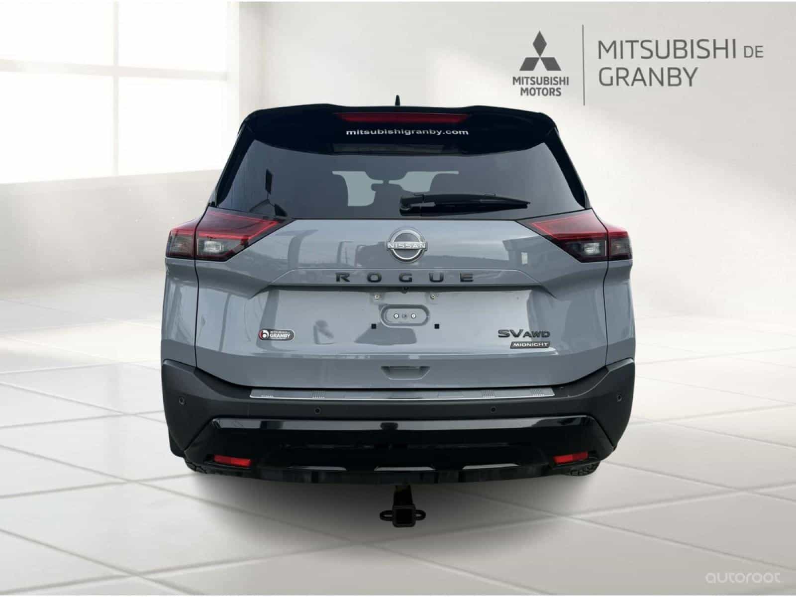 2023 Nissan Rogue SV Midnight - Image 3