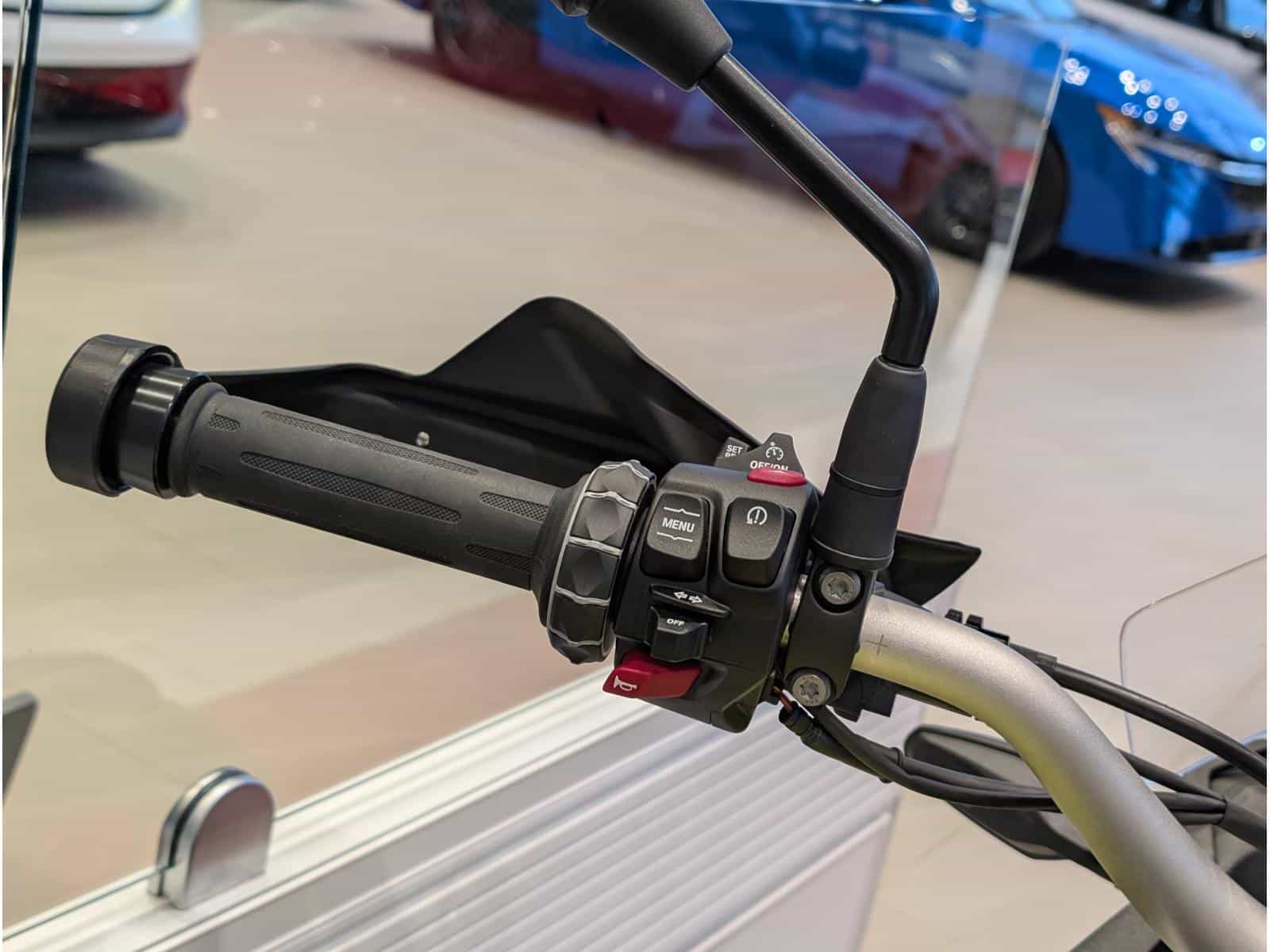 2024 BMW F 900 - Image 10