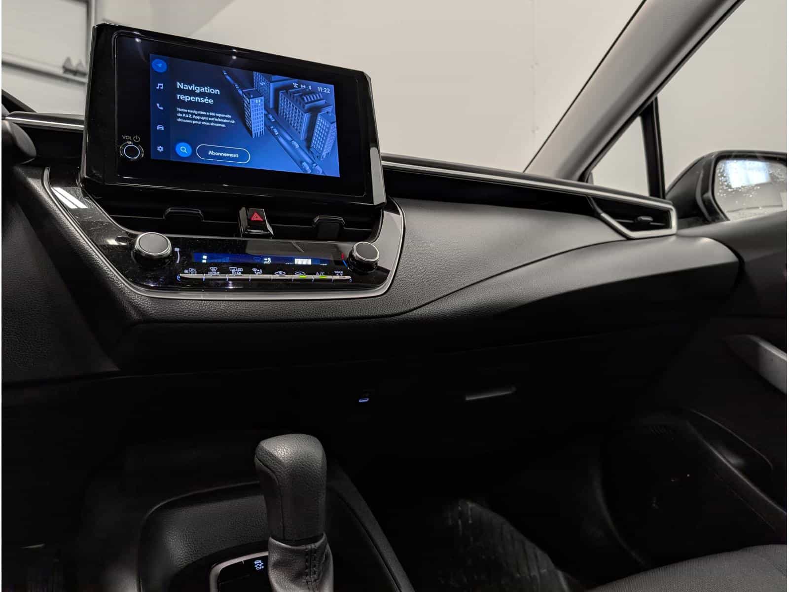 2023 Toyota Corolla L - Image 8