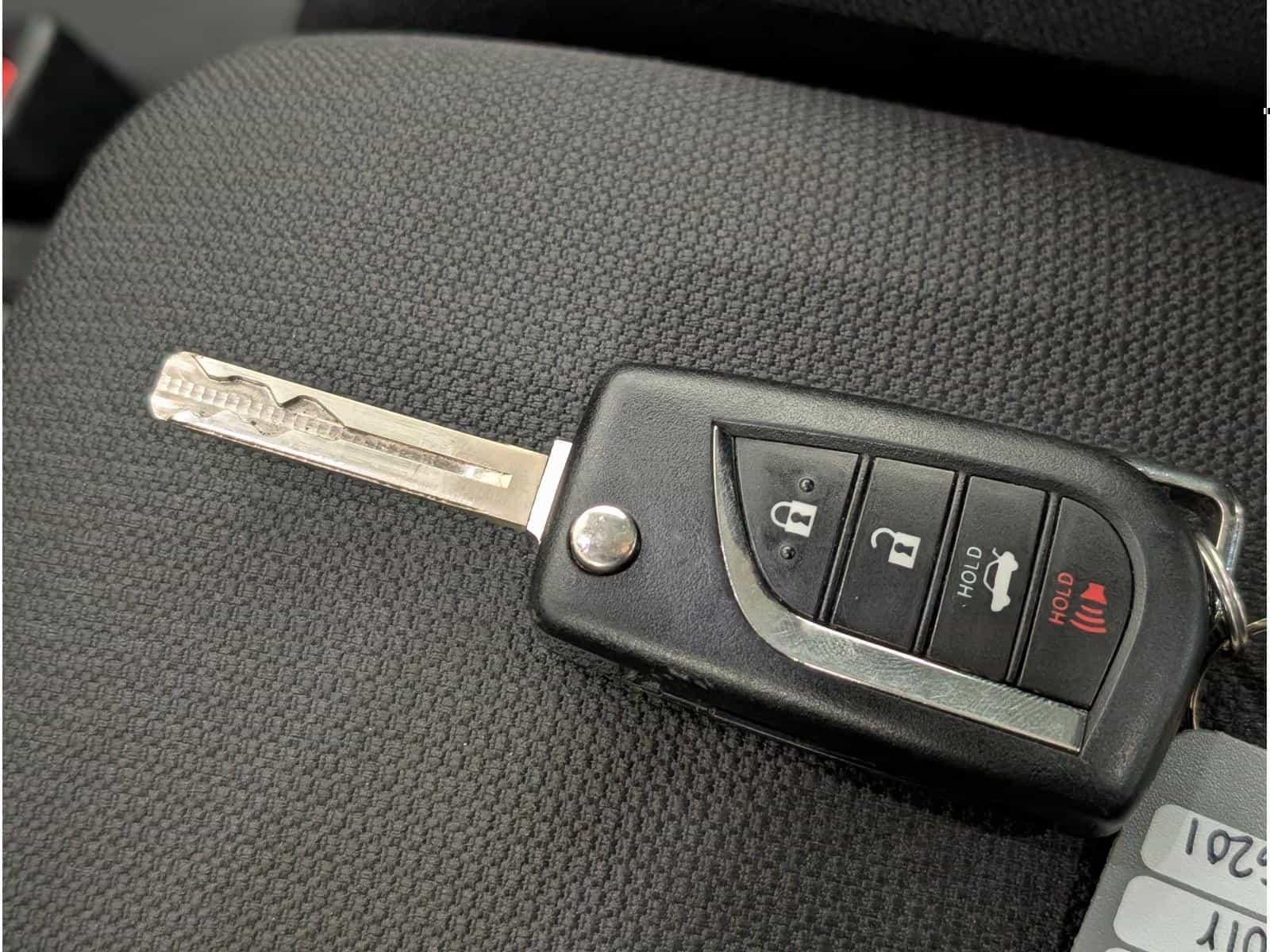 2023 Toyota Corolla L - Image 17