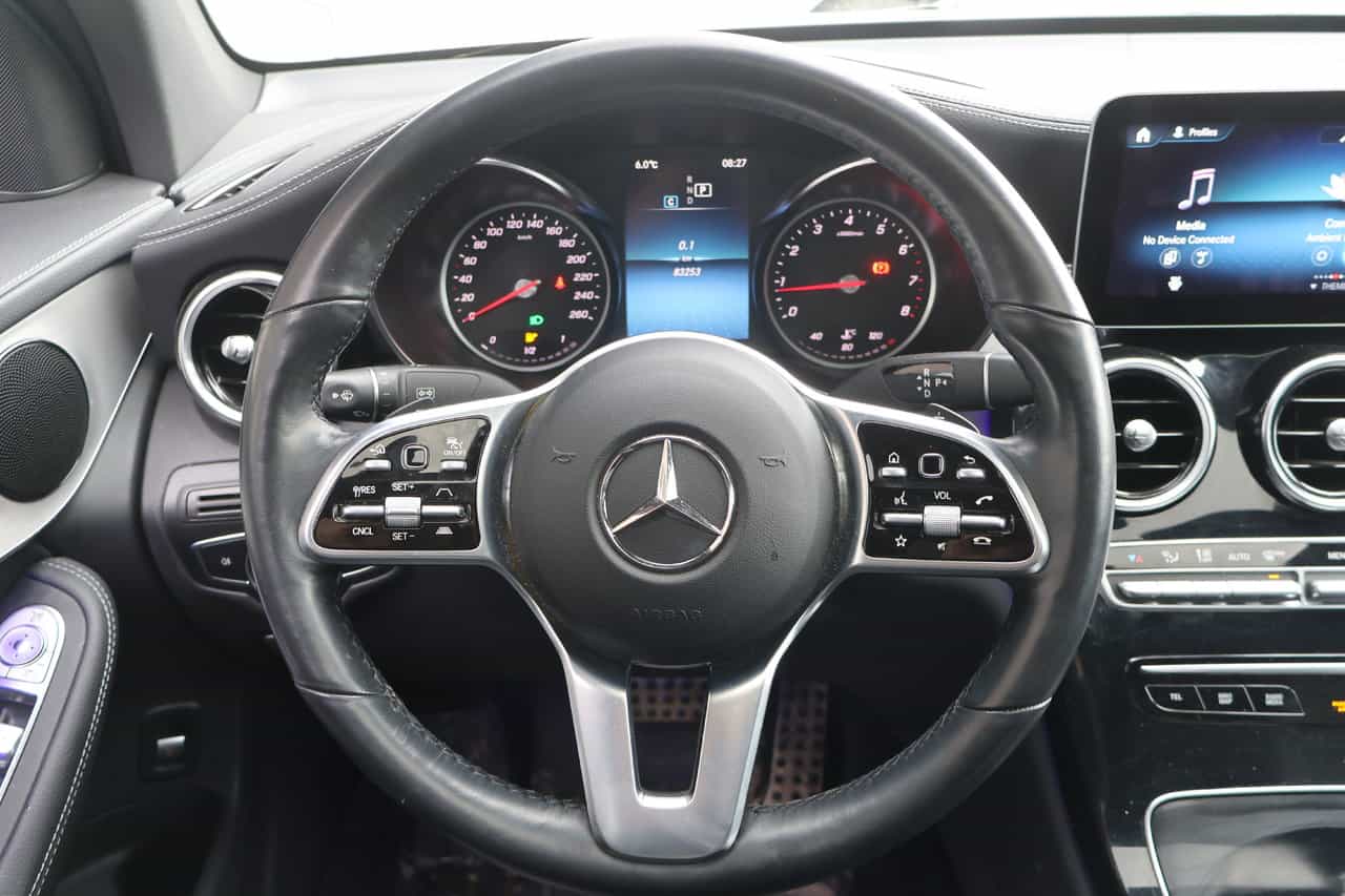 2023 Mercedes-Benz GLC-Class GLC300 - Image 15
