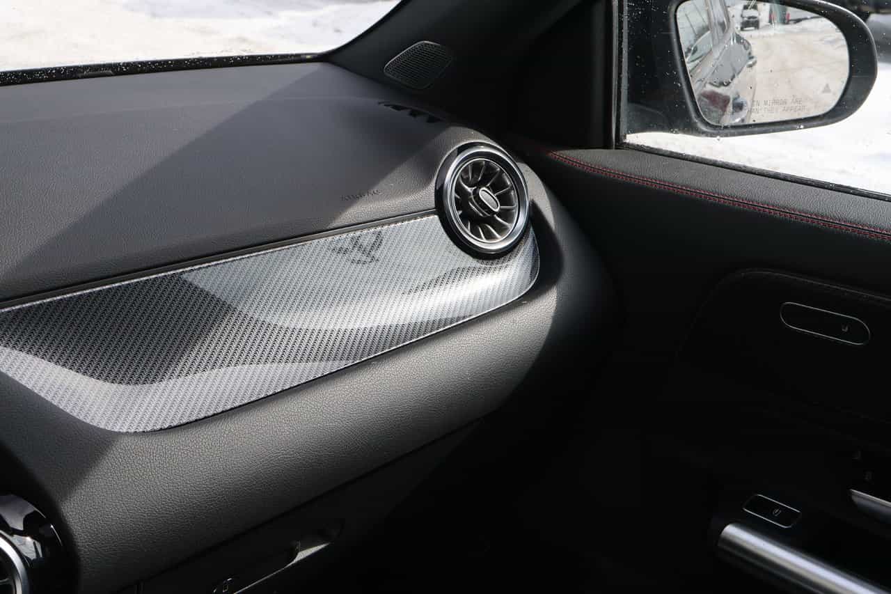 2022 Mercedes-Benz GLA-Class GLA250 - Image 15