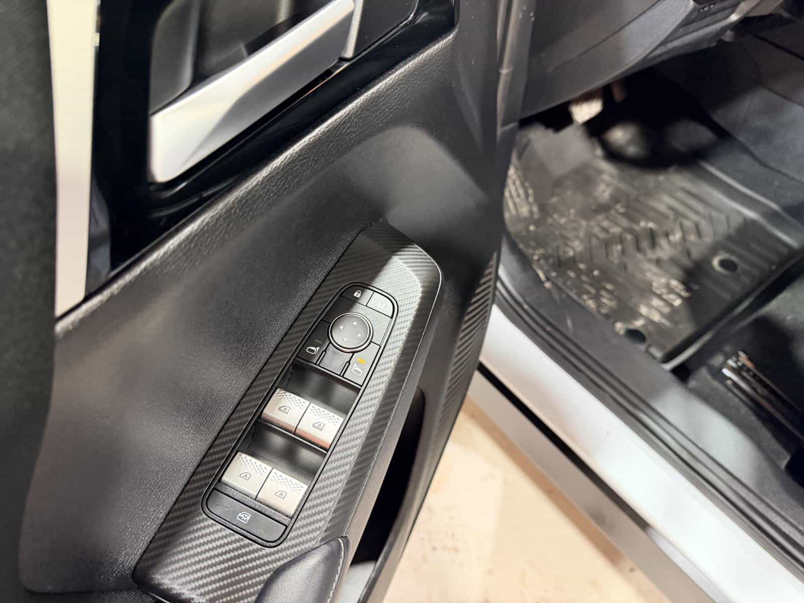 2024 Mitsubishi Outlander ES - Image 16