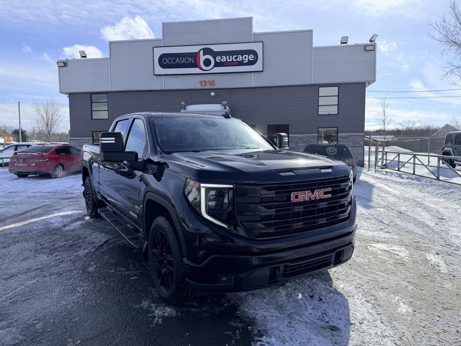 2024 GMC Sierra 1500 Elevation - Image 11