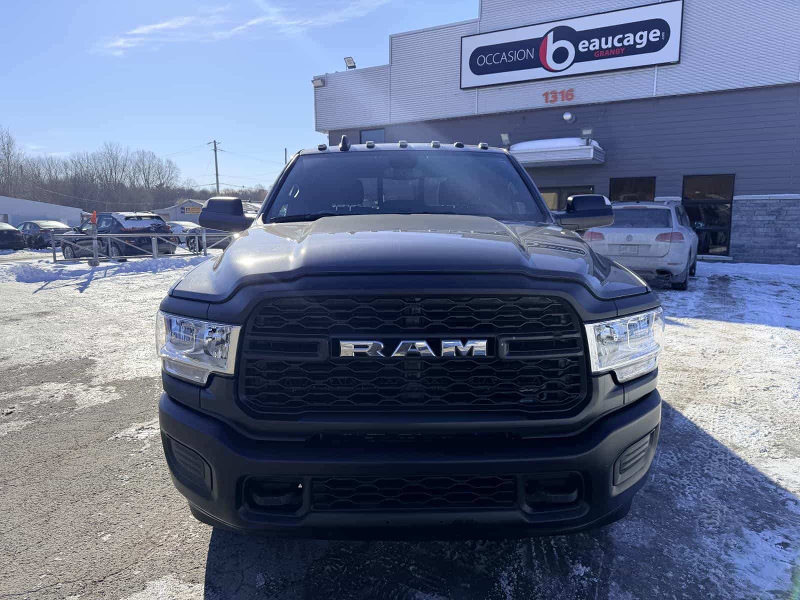 2022 RAM 3500 Tradesman - Image 12