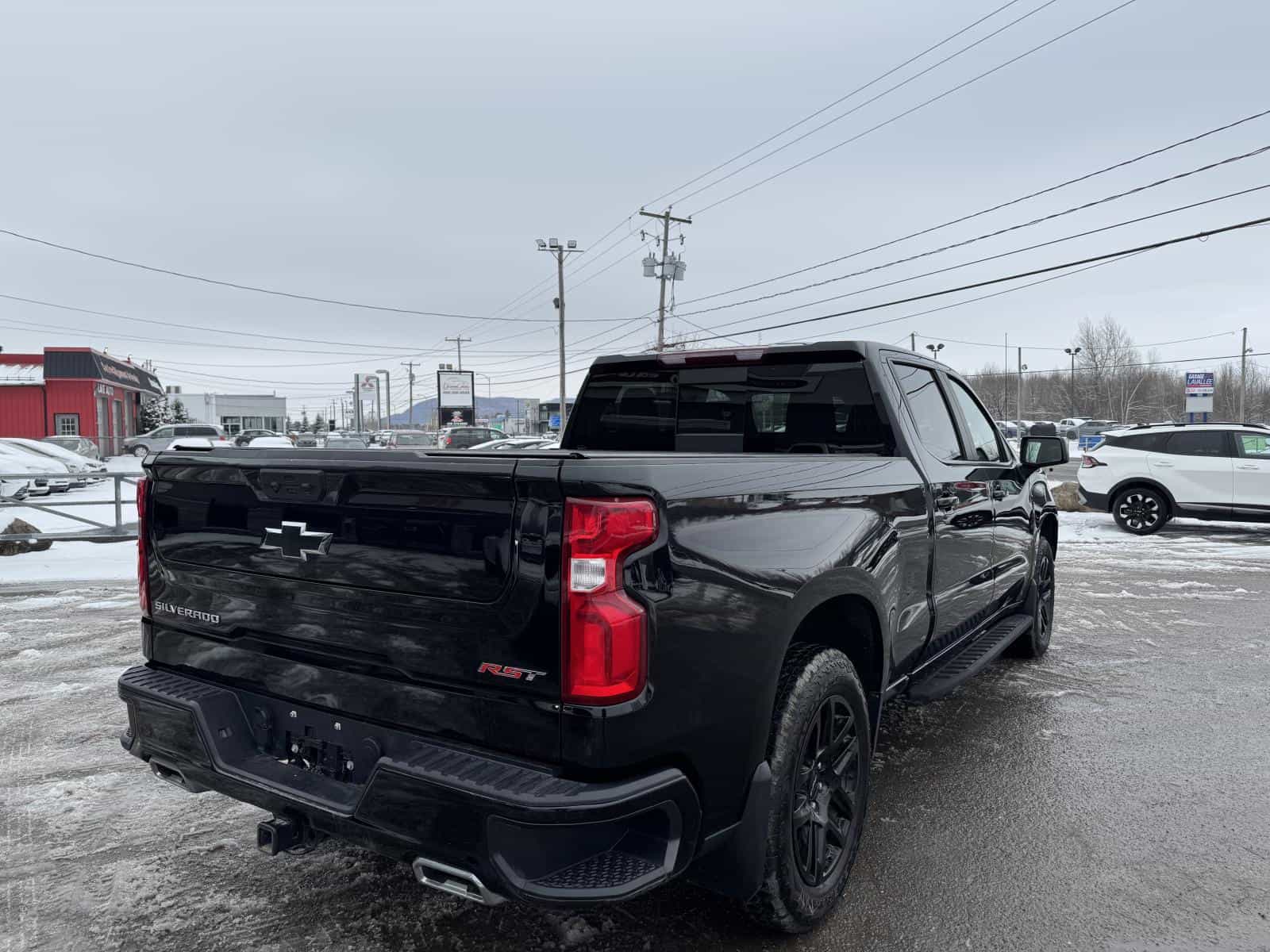 2024 Chevrolet Silverado 1500 RST - Image 9