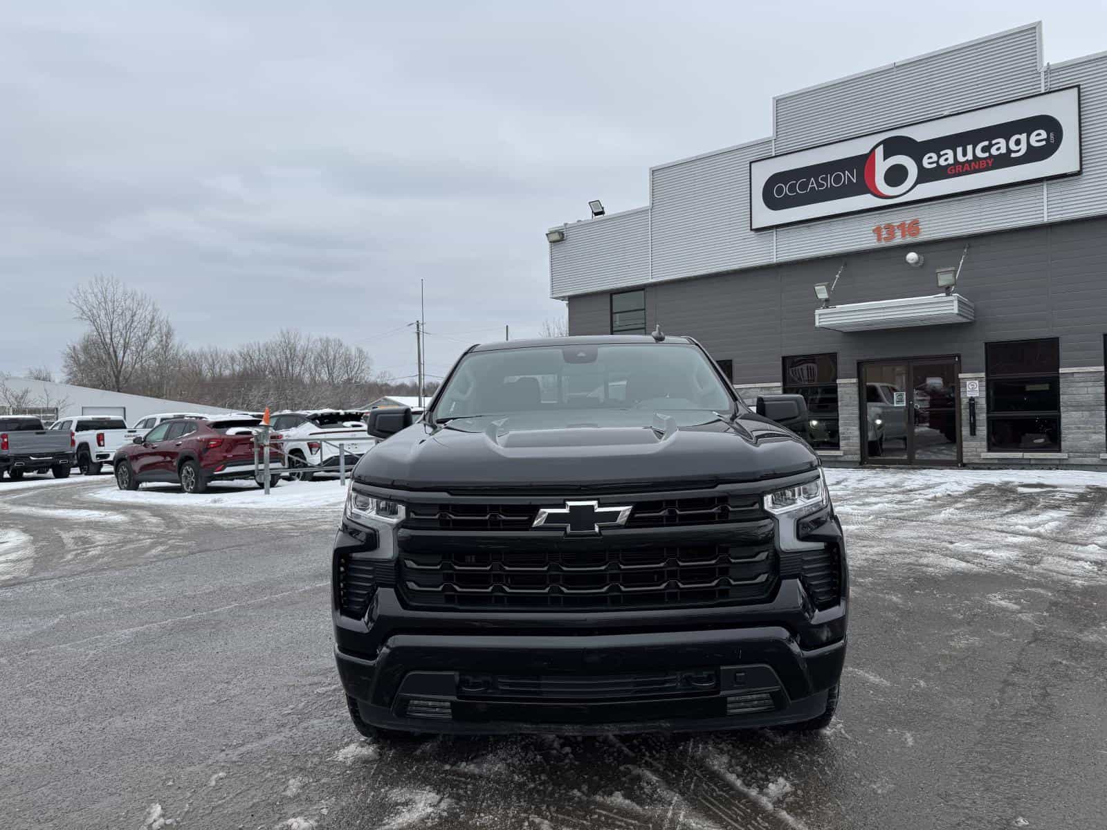 2024 Chevrolet Silverado 1500 RST - Image 14