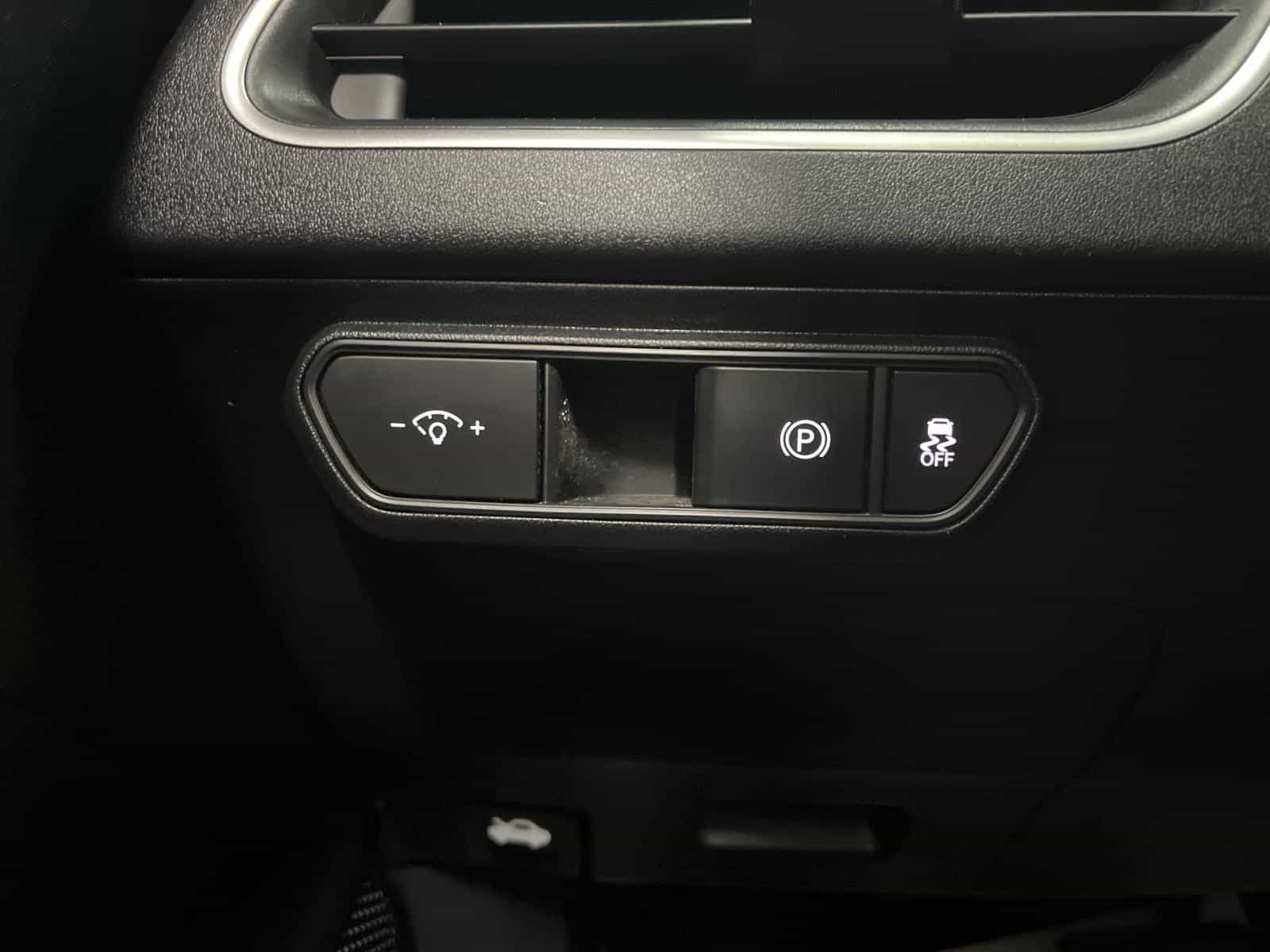 2025 Kia K4 LX - Image 13