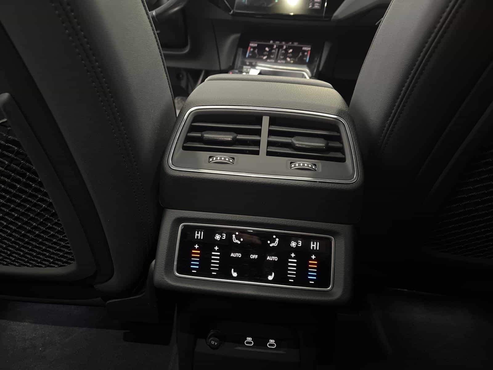 2023 Audi E-tron Progressiv 55 - Image 24