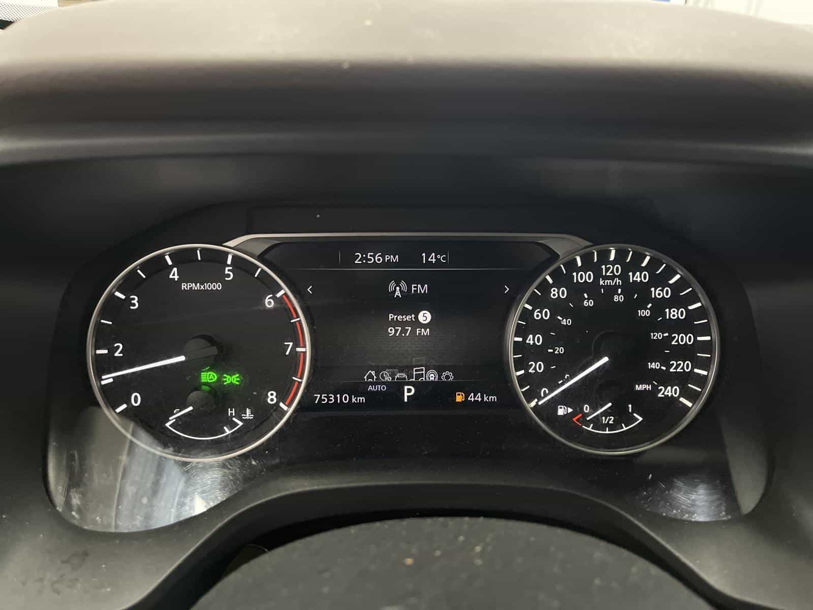 2023 Nissan Rogue SV - Image 10