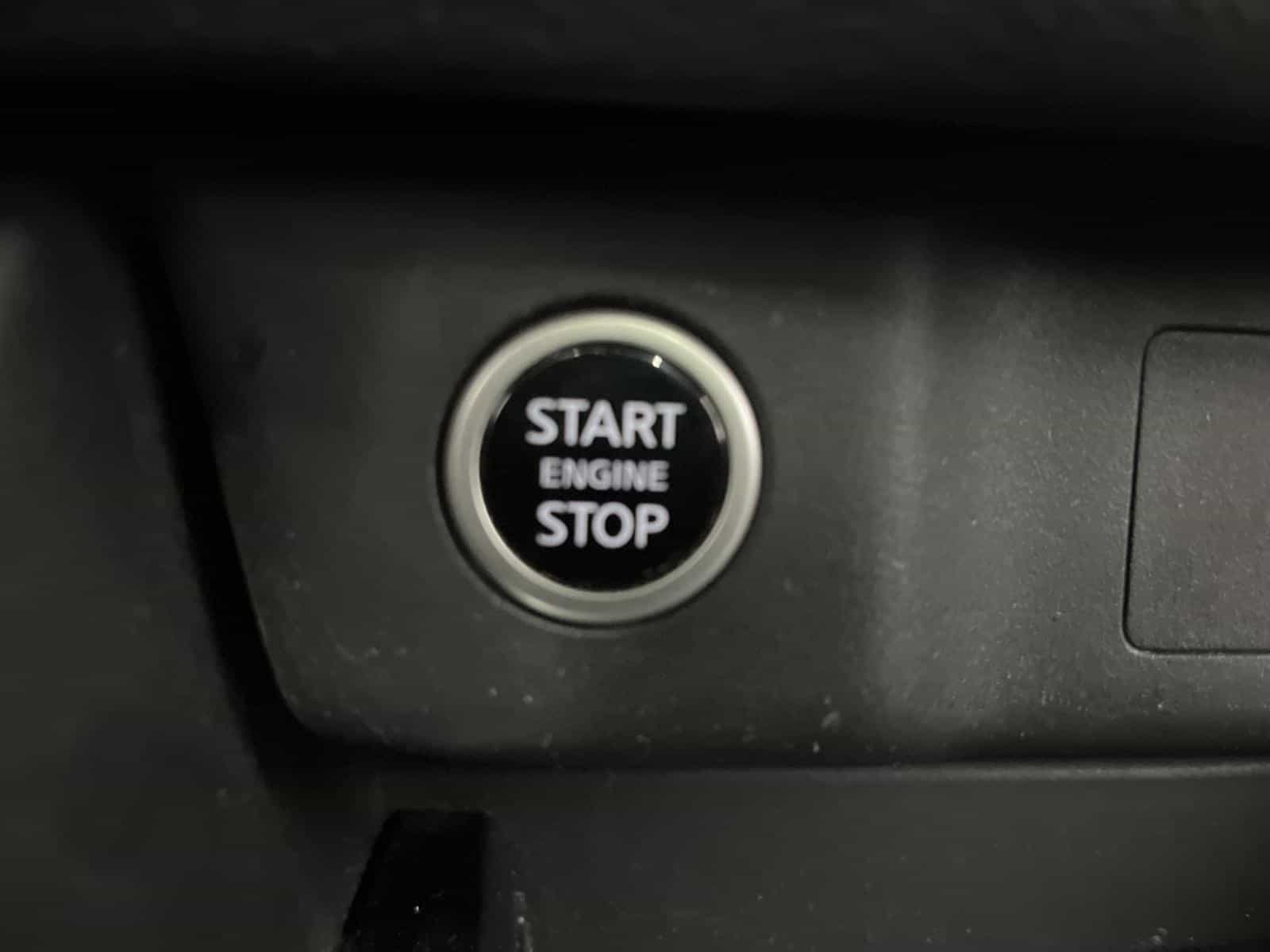 2023 Nissan Rogue SV - Image 12